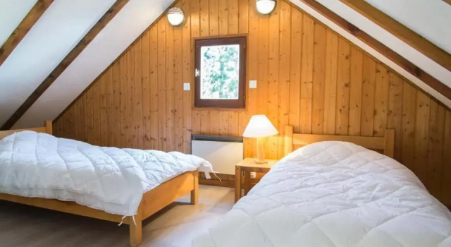 Les Bouviers, Varaa Hotelli Saint-Paul-le-Froid Ranska