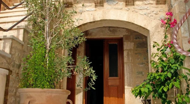 House With 3 Bedrooms in Anatoli, With Wonderful sea View, Furnished Terrace and Wifi, Забронировать Отель Отели East Crete с парковкой, Парковка