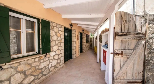 Almondtree House Exanthia - Private Parking, Забронировать Апарт-отель Эксантия периферия Ионические острова