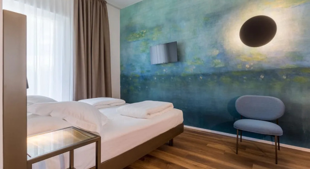 Одноместный номер Standard с балконом и с видом на горы Hotel Baia Azzurra - Lake Front