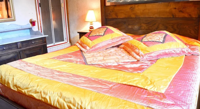House With 6 Bedrooms in Thenac , With Private Pool, Furnished Garden and Wifi
