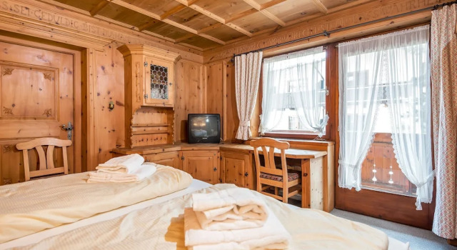 Heart Hotel Talhoff Nigg, Забронировать Отель Санкт-Антон-ам-Арльберг Санкт-Антон, рядом с Горнолыжный подъемник Фангбан