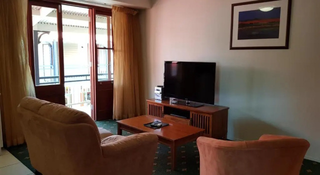 Апартаменты Mayfield on Montville
