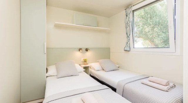 Mobile Home Pecten 04, Забронировать Дом для отпуска Коттеджи Пакоштане, рядом с Пляж Пакоштане, Коттедж