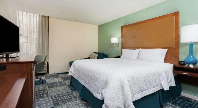 Двухместный люкс Hampton Inn Norcross