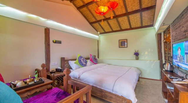 Mountain Retreat Inn, Забронировать Отель Лицзян Юньнань, рядом с Улица Сквер-стрит Древнего города Даянь