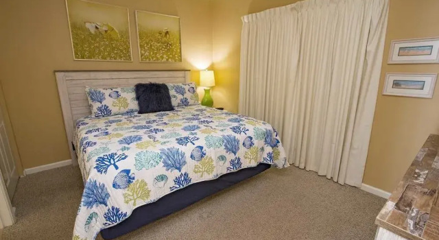 Beach Club 202-d 1 Bedroom 1.5 Bathroom Condo