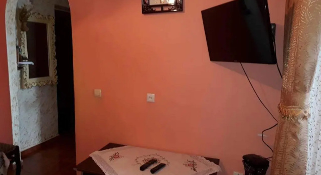 One bedroom Apartment on Rustaveli str 10, Book Apartment Batumi 