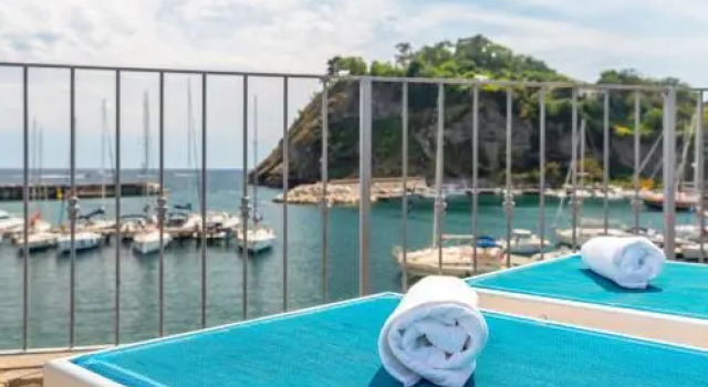 Aparthotel 3 Stars Procida