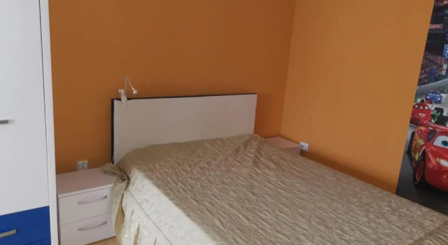 3 makuuhuonetta Huoneisto Vila Efor