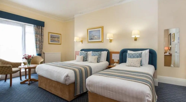 Трёхместный номер Standard Livermead Cliff Hotel
