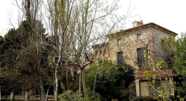 Vivienda Principal Torre de Campos, Book Vacation Home Hotels in Aragon with Parking, Parking