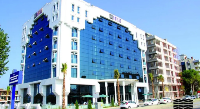 Полулюкс Grand Amisos Hotel