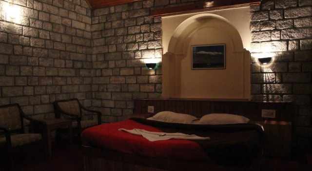 Himkund Cottages, Забронировать Отель Отели Манали с парковкой, Парковка