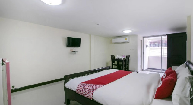 Sunee Place Hotel by OYO