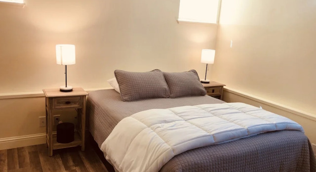 Четырёхместный номер Standard Pacific Grove Inn