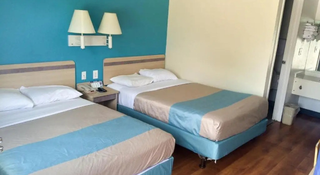 Четырёхместный номер Standard Motel 6 Fredericksburg, Va - North