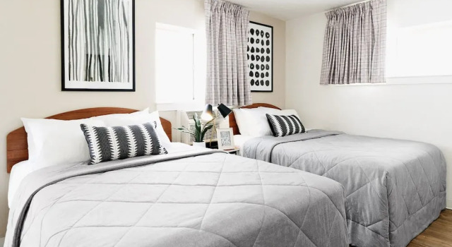 Четырёхместный номер Premium Intown Suites Extended Stay Select Charlotte NC - University