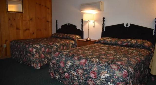 White Chief Mountain Lodge