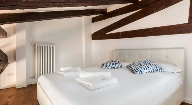 Punta della Dogana Luxury Suites, Забронировать Отель Венеция Венето, рядом с Accademia Bridge