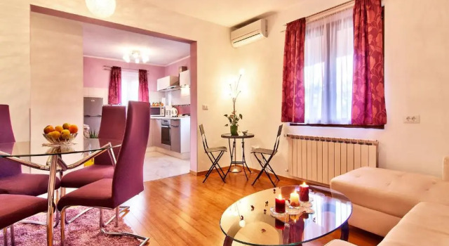 Апартаменты Deluxe Apartments Cvek
