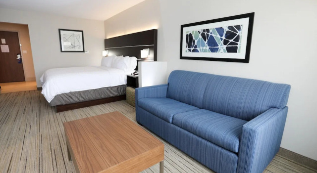 Двухместный люкс Holiday Inn Express & Suites Forney