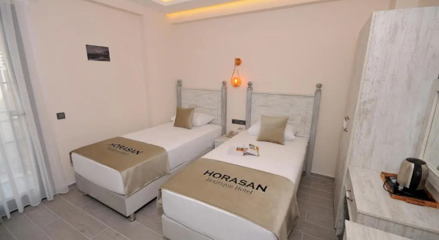 Двухместный номер Standard с балконом Horasan Hotel