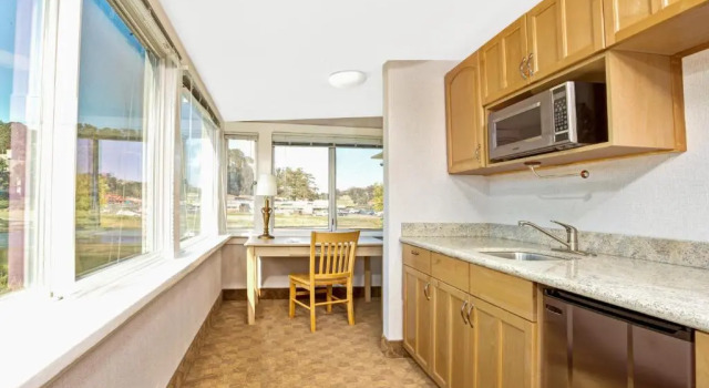 Люкс Travelodge by Wyndham Mill Valley/Sausalito