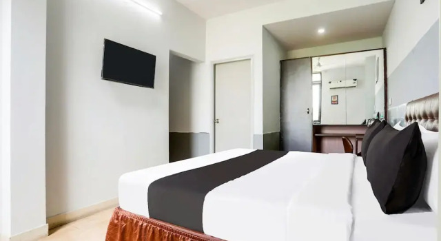 Коттедж Stylish Stays Near Isbt Dehradun