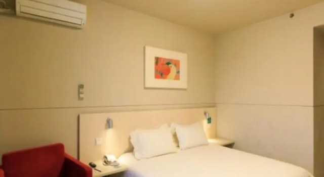 Номер Business Jinjiang Inn Xinxiang Railway Station