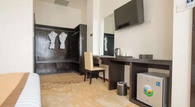 Номер Deluxe Hotel Sanchaung
