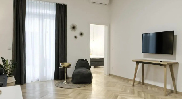 AAA All About Apartments, Rezervați Apartament 14. Penzing Viena, aproape de Palmenhaus Schönbrunn