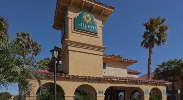 La Quinta Inn & Suites Las Vegas Airport North Convention Center