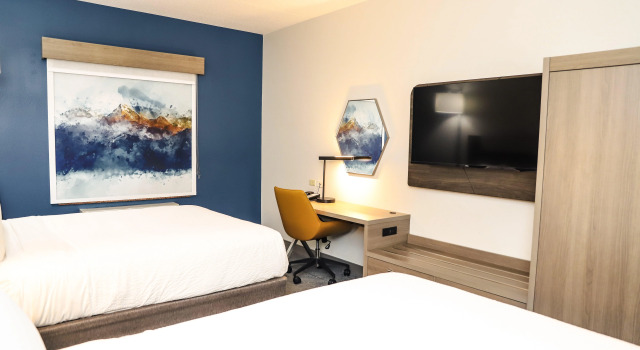 Holiday Inn Express & Suites Donegal, Varaa Hotelli Donegal Pennsylvania