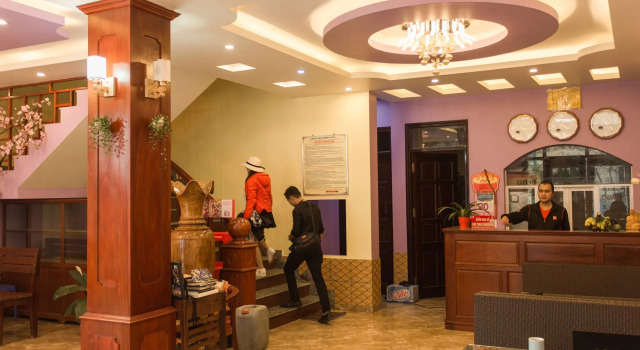 Cherrysapahotel, Забронировать Отель Отели Шапа с парковкой, рядом с Рынок Сапа, Парковка