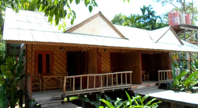 Двухместный номер Economy с балконом Khao Sok Cabana Resort