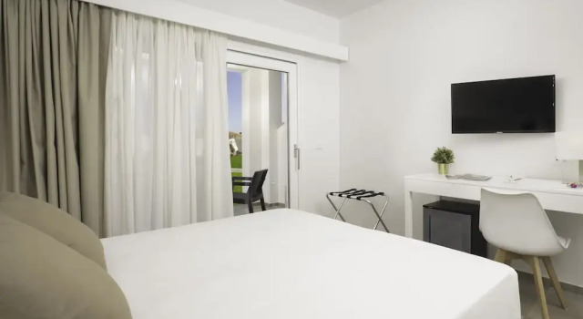 Двухместный номер Classic Hotel Sarena Beach