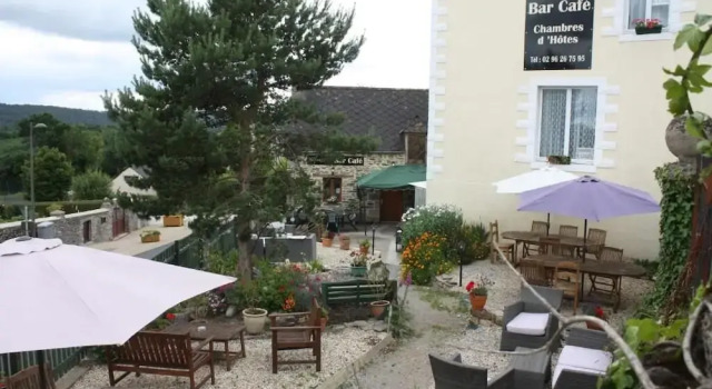 Valfrescos, Book Hotel Hoteller i Saint-Aignan med parkering, Parkering