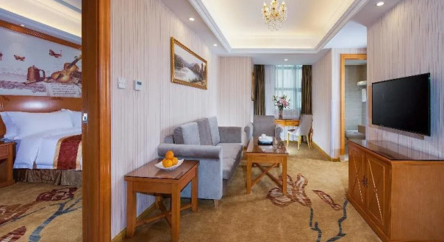 Vienna Hotel Guangzhou South Railway Station