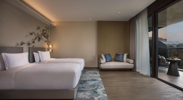 Двухместный номер Standard с видом на горы Banyan Tree Anji