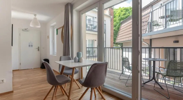 Suite 1 chambre avec balcon Limehome Leipzig Jahnallee