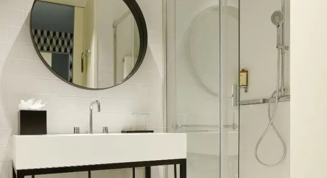 Двухместный номер Standard с балконом и с видом на сад Mercure Porto Centro Aliados