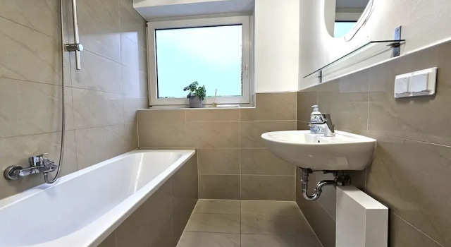Апартаменты Premium с балконом и с видом на внутренний двор City Apartments