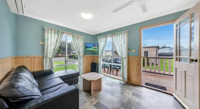 Шале Deluxe Ingenia Holidays Eden Beachfront