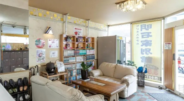 Business Ryokan Akashiya Annex, Book Hotel Hoteller i Akashi med parkering, Parkering