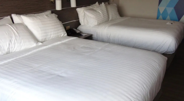 Четырёхместный люкс Holiday Inn Express & Suites Boynton Beach by IHG