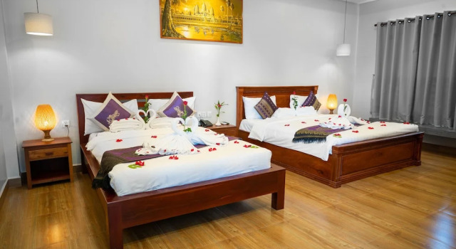 Семейный люкс с балконом и с красивым видом из окна Romantic Angkor Residence