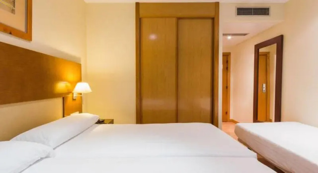 Номер B&B HOTEL Logroño Las Cañas