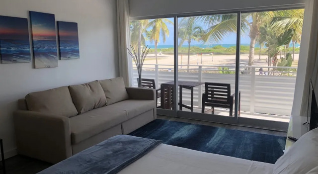 SoBe 12th and Ocean Suites