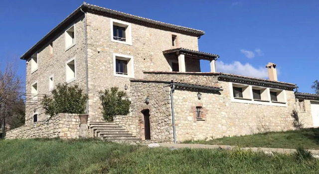 Le Mas de la Villarde